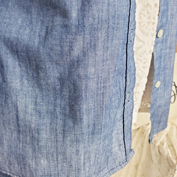 Blue Old Navy Button-Down Chambray - Size XS (EUC) - Picture 7 of 8